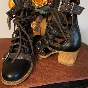 Freebird Cheyenne Black Lace Up Boots